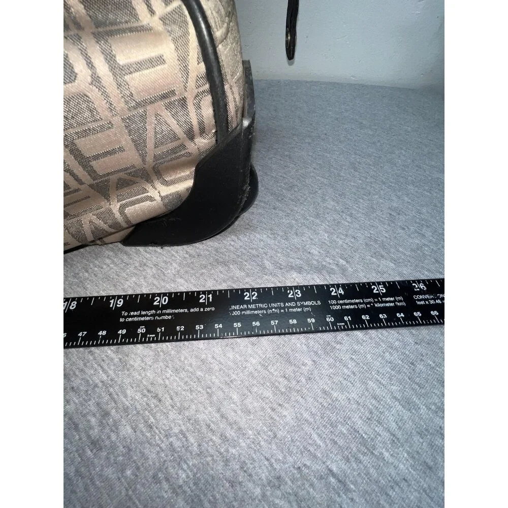 Kenneth Cole Reaction Beige 22" Rolling Duffel Bag Travel Carry On Wheeled Bag - Picture 14 of 16